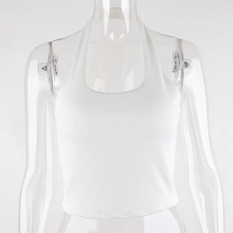 Luna Aura Crop — Top corto de cuello halter con acabado elegante y ajuste favorecedor, ideal para destacar en cualquier ocasión