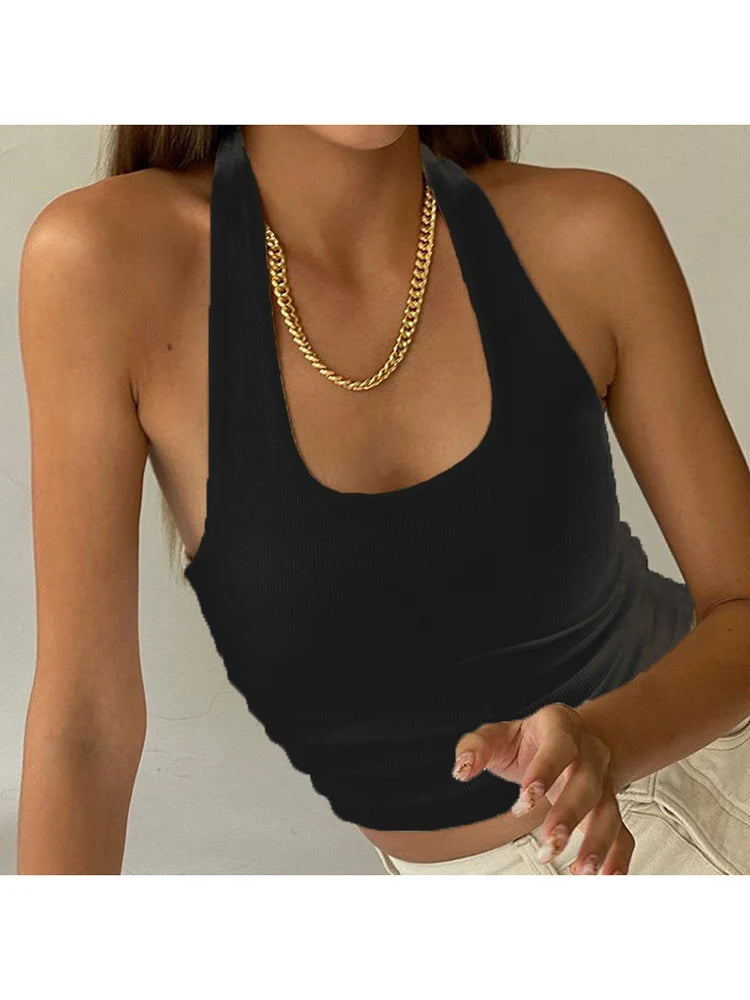 Luna Aura Crop — Top corto de cuello halter con acabado elegante y ajuste favorecedor, ideal para destacar en cualquier ocasión