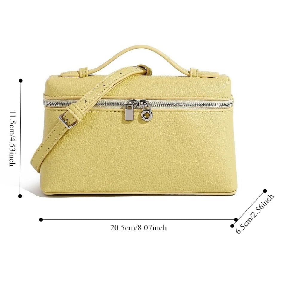 Lychelle Mini Luxe Bag — Bolso mini tipo “lunch box” con textura de grano lichi, diseño elegante y moderno, ideal para looks sofisticados y uso diario