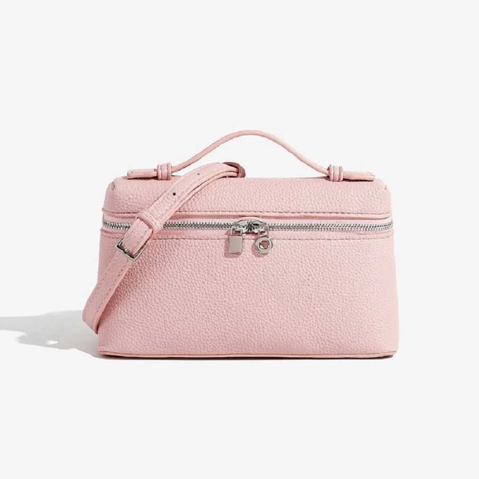 Lychelle Mini Luxe Bag — Bolso mini tipo “lunch box” con textura de grano lichi, diseño elegante y moderno, ideal para looks sofisticados y uso diario
