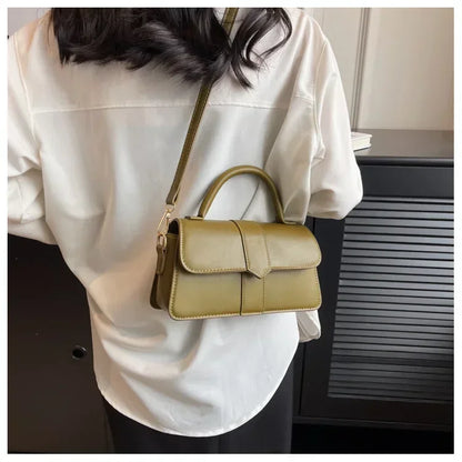 Bolso Aura Vintage-Inspirado en la elegancia clásica, este bolso aporta un toque refinado y femenino a cualquier ocasión. Ideal para quienes aman el estilo atemporal.