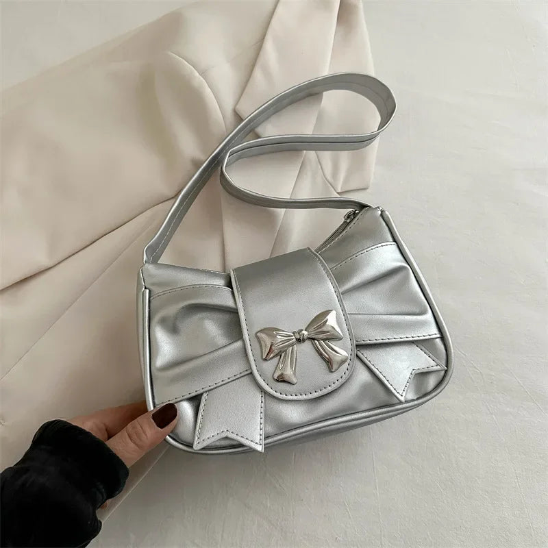 Marbelle Casual Elegance — Bolso bajo el brazo con diseño sofisticado, ligero y práctico para uso diario y salidas nocturnas