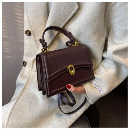 Bolso Aura Vintage-Inspirado en la elegancia clásica, este bolso aporta un toque refinado y femenino a cualquier ocasión. Ideal para quienes aman el estilo atemporal.