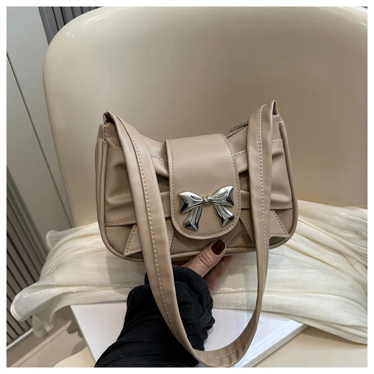 Marbelle Casual Elegance — Bolso bajo el brazo con diseño sofisticado, ligero y práctico para uso diario y salidas nocturnas