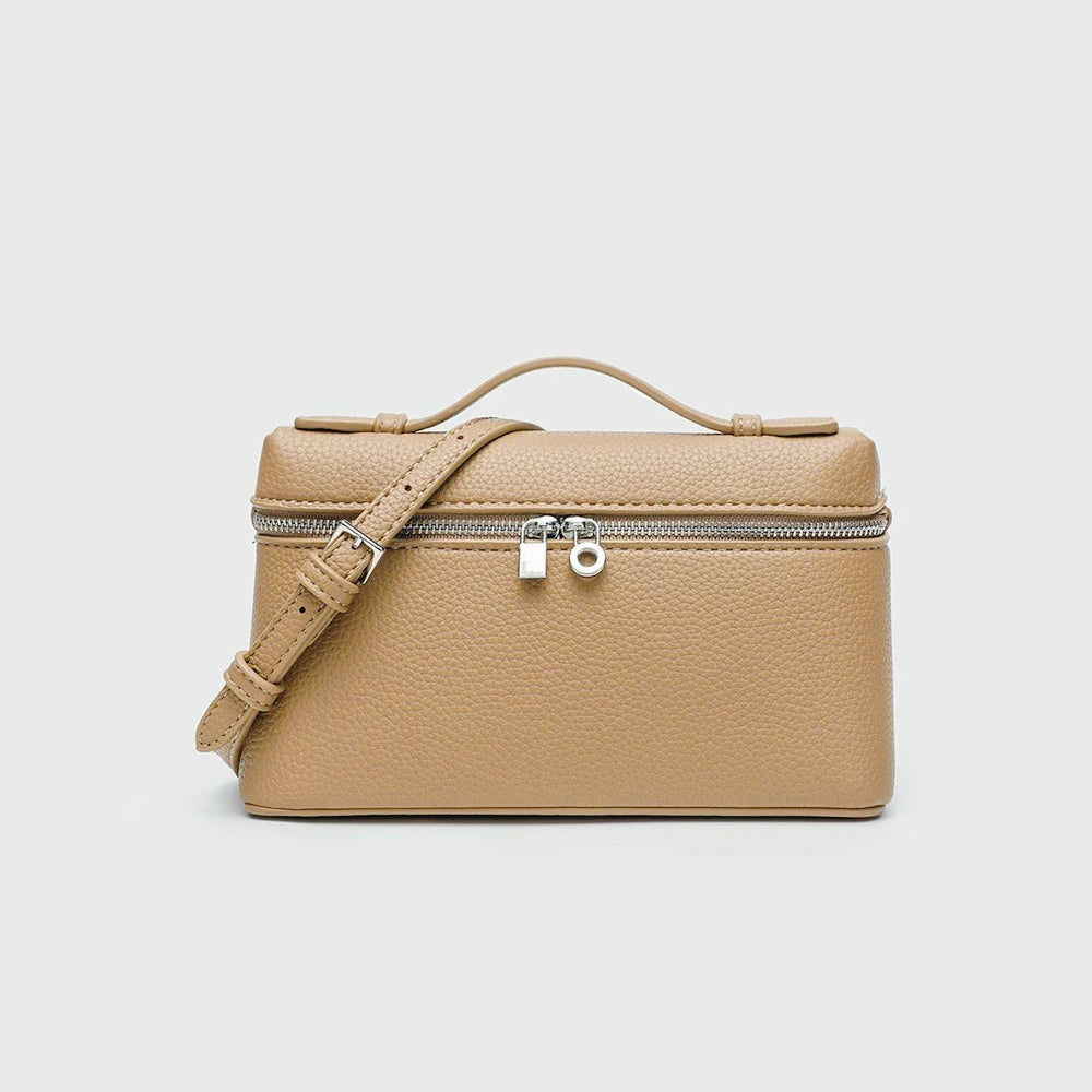 Lychelle Mini Luxe Bag — Bolso mini tipo “lunch box” con textura de grano lichi, diseño elegante y moderno, ideal para looks sofisticados y uso diario