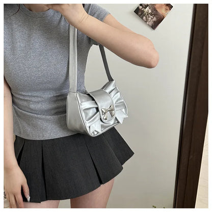Marbelle Casual Elegance — Bolso bajo el brazo con diseño sofisticado, ligero y práctico para uso diario y salidas nocturnas