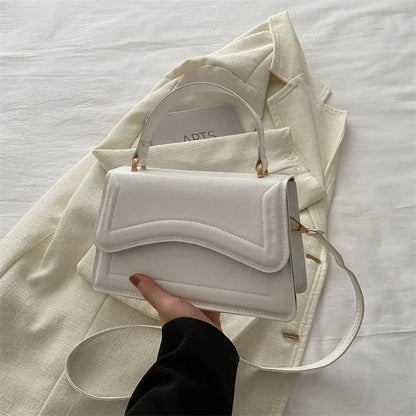 Bolso Aura de Lujo-Un bolso elegante y funcional que transmite exclusividad, confianza y buen gusto en cada detalle.