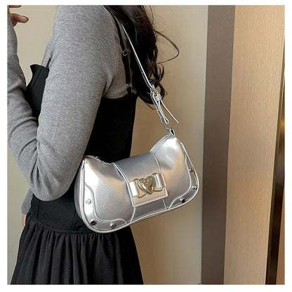 Marbelle Casual Elegance — Bolso bajo el brazo con diseño sofisticado, ligero y práctico para uso diario y salidas nocturnas