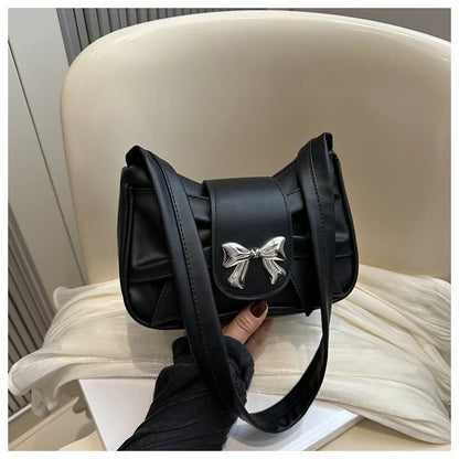 Marbelle Casual Elegance — Bolso bajo el brazo con diseño sofisticado, ligero y práctico para uso diario y salidas nocturnas
