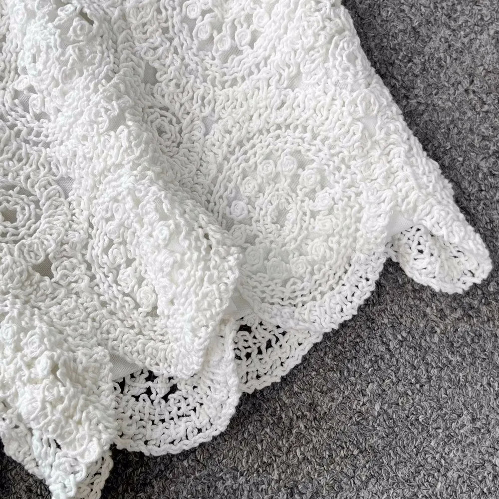 Lunessa Summer Chic — Set de dos piezas tejido con acabado delicado, ideal para paseos junto al mar y escapadas de verano