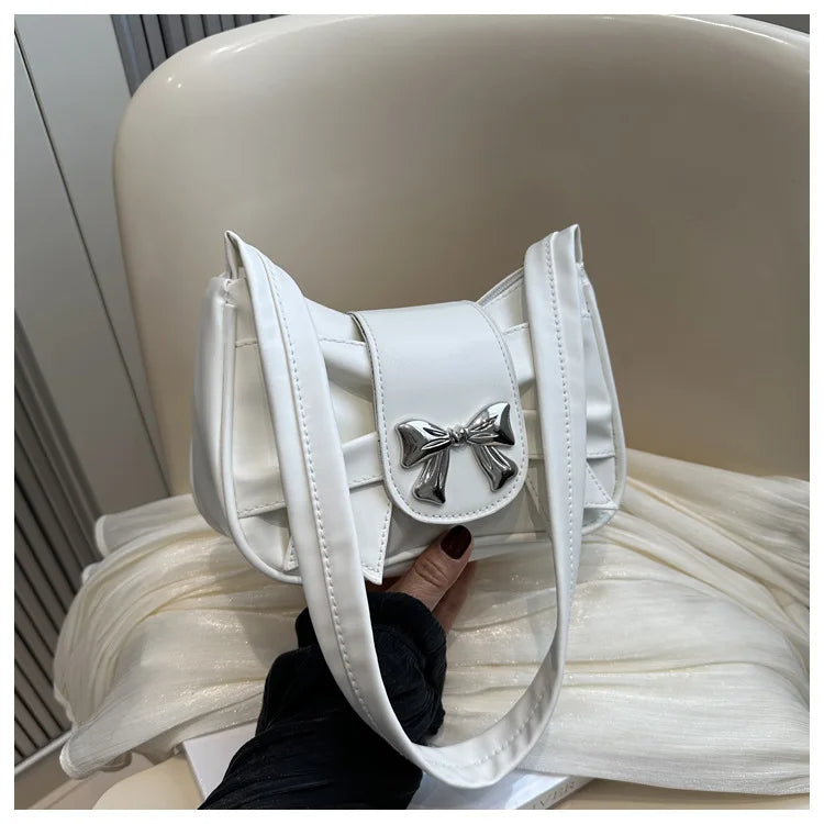 Marbelle Casual Elegance — Bolso bajo el brazo con diseño sofisticado, ligero y práctico para uso diario y salidas nocturnas