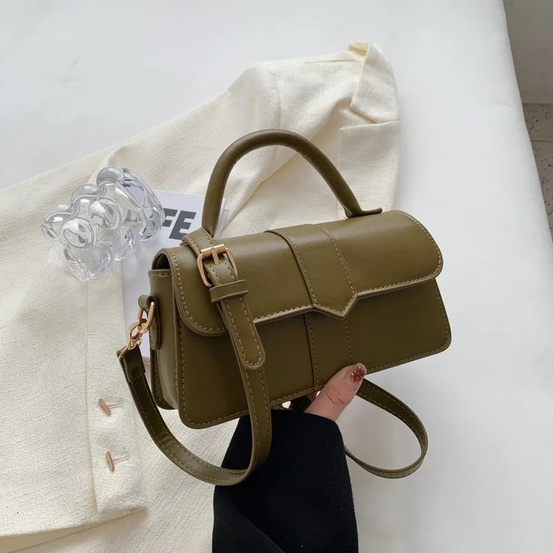 Bolso Aura Vintage-Inspirado en la elegancia clásica, este bolso aporta un toque refinado y femenino a cualquier ocasión. Ideal para quienes aman el estilo atemporal.